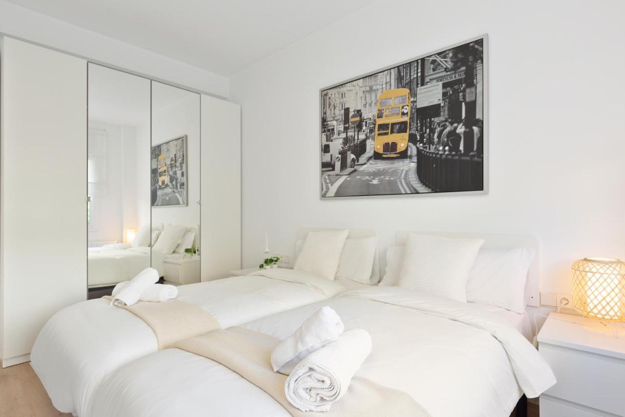 Suites Barcelona Park Gueell Екстериор снимка