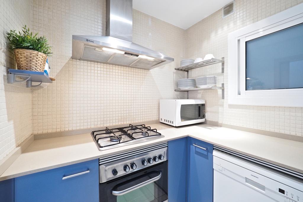 Suites Barcelona Park Gueell Екстериор снимка